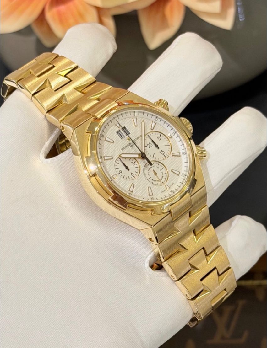 Vacheron Constantin Overseas Chronograph